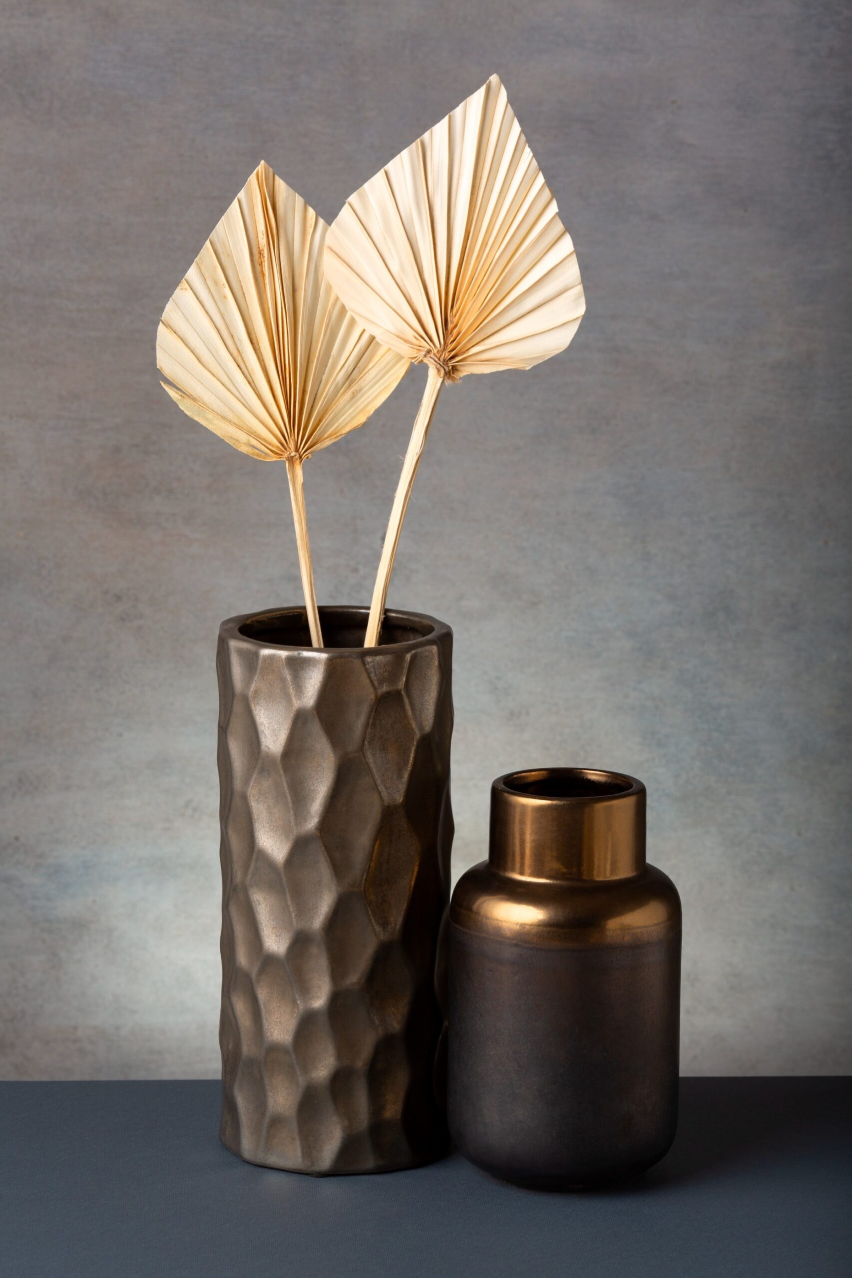 https://elegantcolection.shop/products/golden-leaf-interior-decor