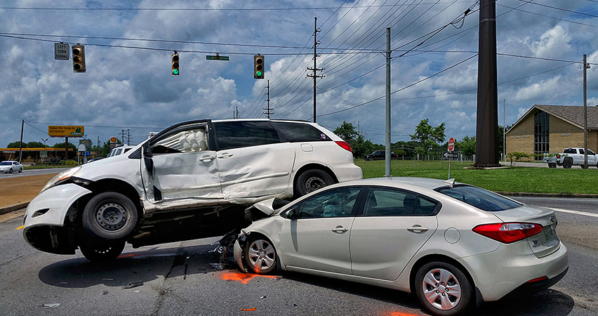 How a Car Accident Lawyer Helped Me After a Terrifying Crash in Florida