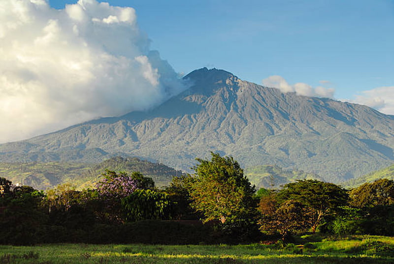 Top 5 Best Tanzania Mountains to visit with friends